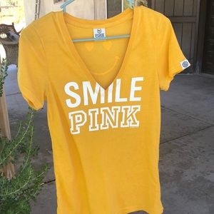 🔥🔥VS Pink tee
